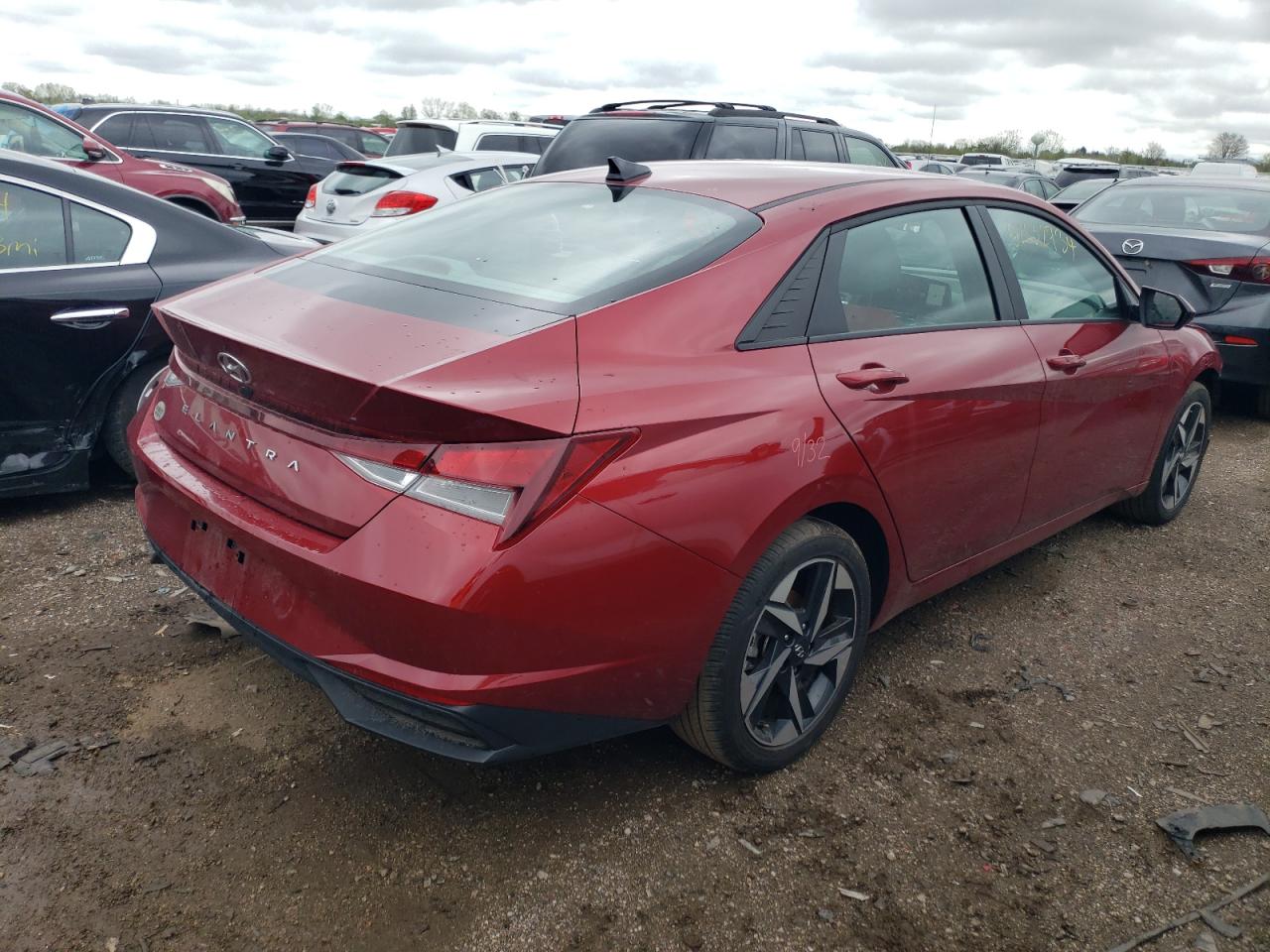 Photo 2 VIN: KMHLS4AG6PU610073 - HYUNDAI ELANTRA 