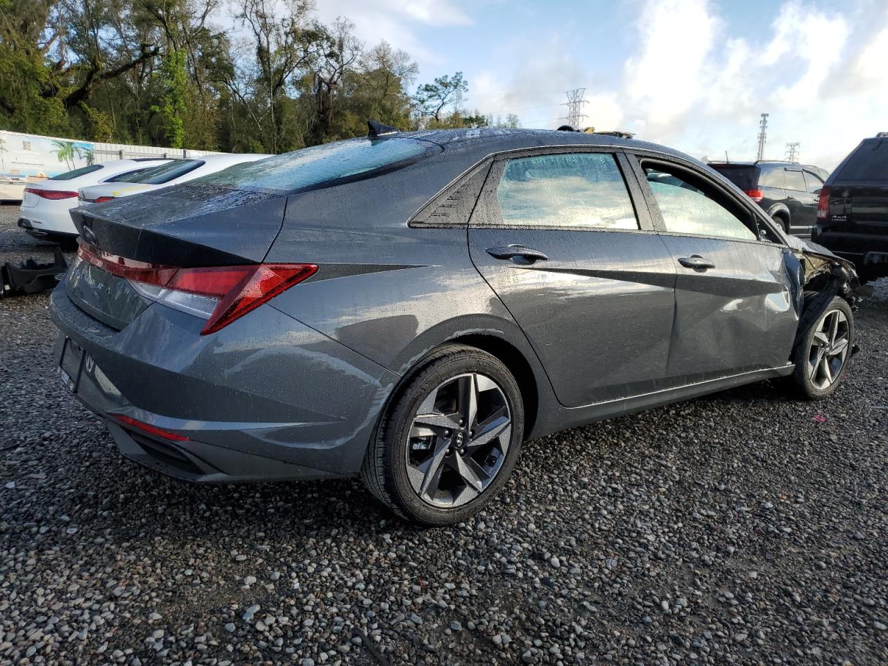 Photo 2 VIN: KMHLS4AG6PU611644 - HYUNDAI ELANTRA 