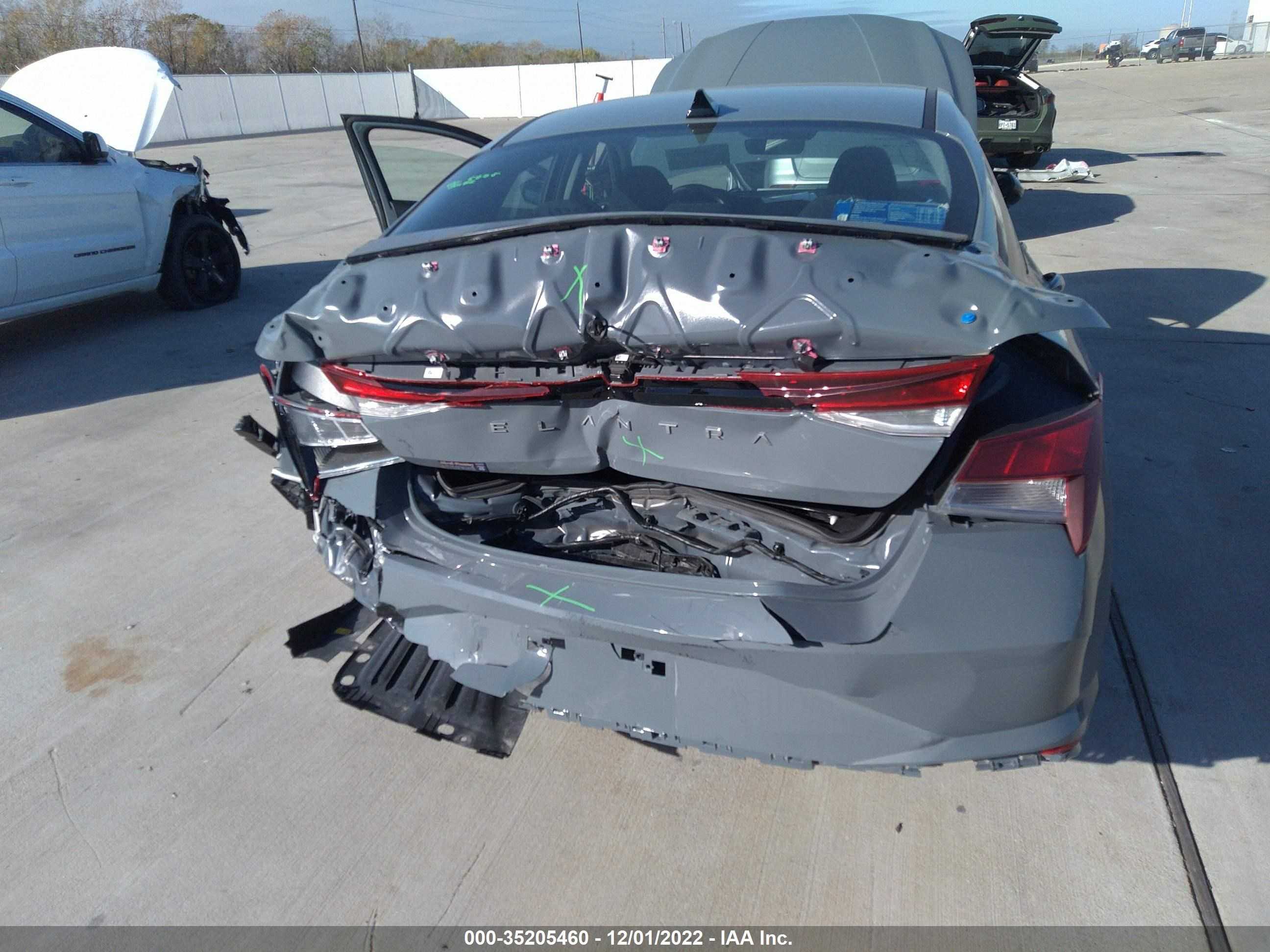 Photo 5 VIN: KMHLS4AG7PU403532 - HYUNDAI ELANTRA 