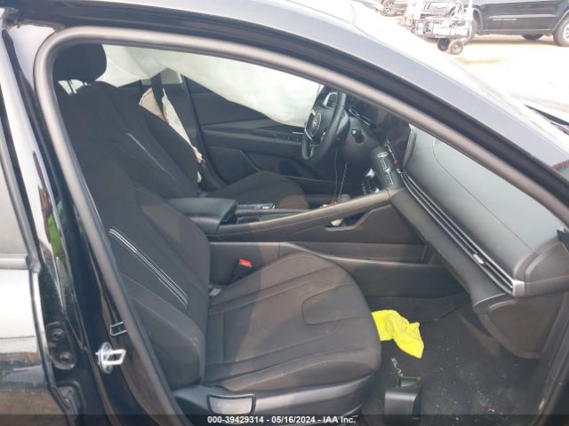 Photo 4 VIN: KMHLS4AG7PU439589 - HYUNDAI ELANTRA 