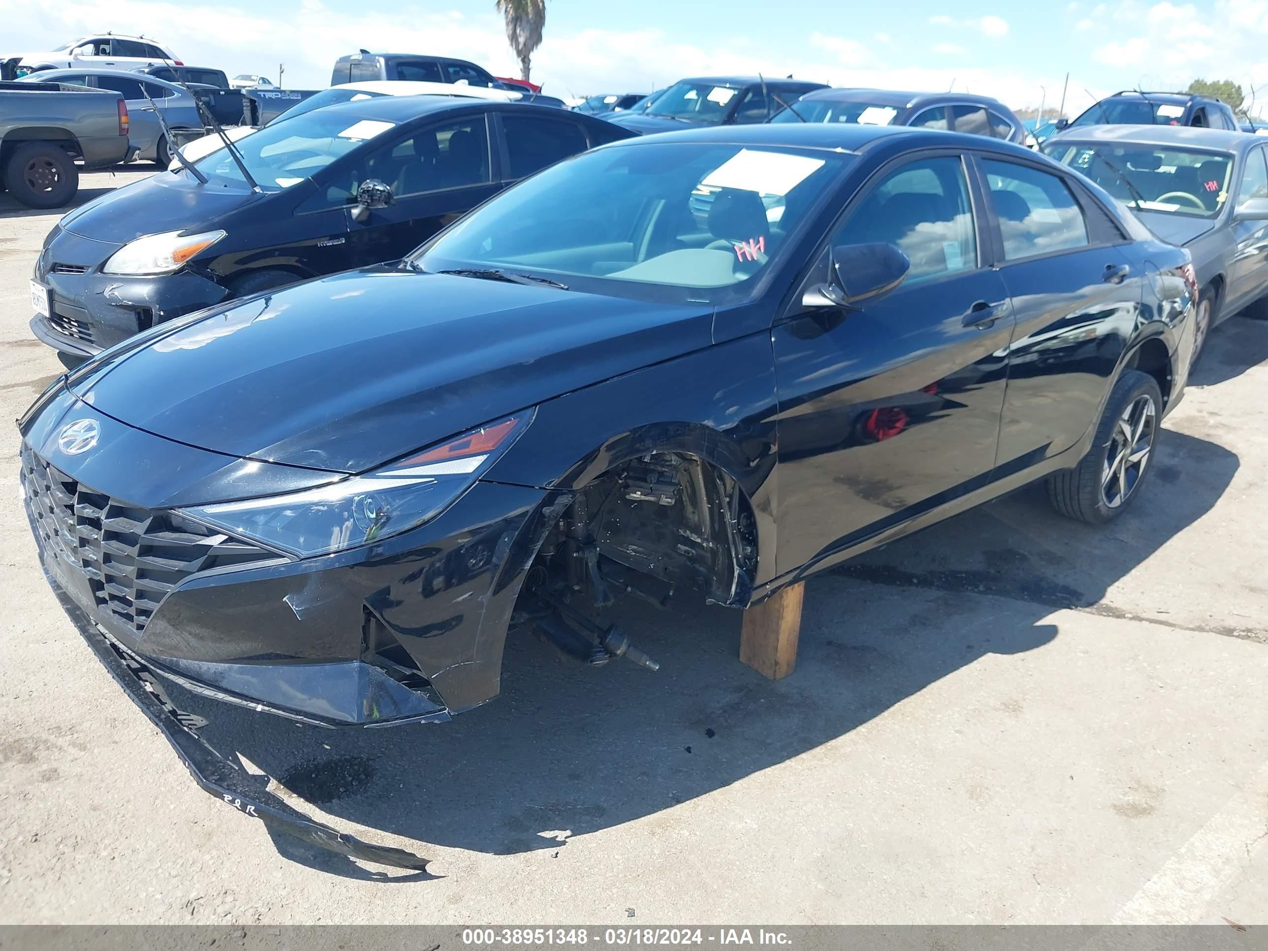 Photo 5 VIN: KMHLS4AG7PU522634 - HYUNDAI ELANTRA 