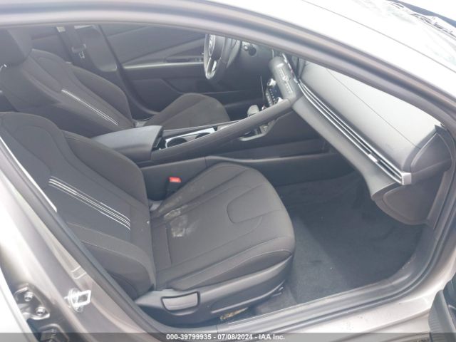 Photo 4 VIN: KMHLS4AG8PU605828 - HYUNDAI ELANTRA 