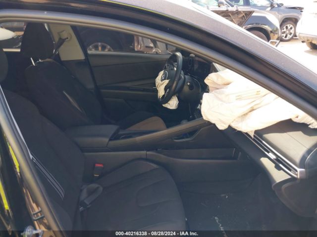 Photo 4 VIN: KMHLS4AG8PU607708 - HYUNDAI ELANTRA 