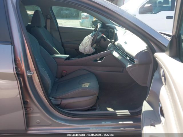 Photo 4 VIN: KMHLS4AG9PU404326 - HYUNDAI ELANTRA 