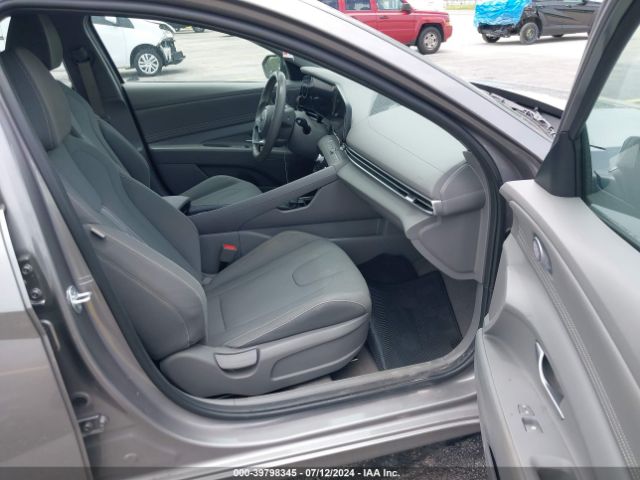 Photo 4 VIN: KMHLS4AGXPU552484 - HYUNDAI ELANTRA 