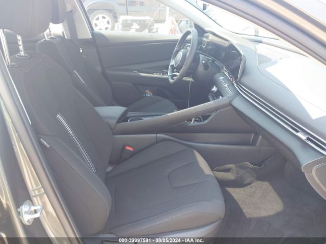 Photo 4 VIN: KMHLS4DG1RU761207 - HYUNDAI ELANTRA 