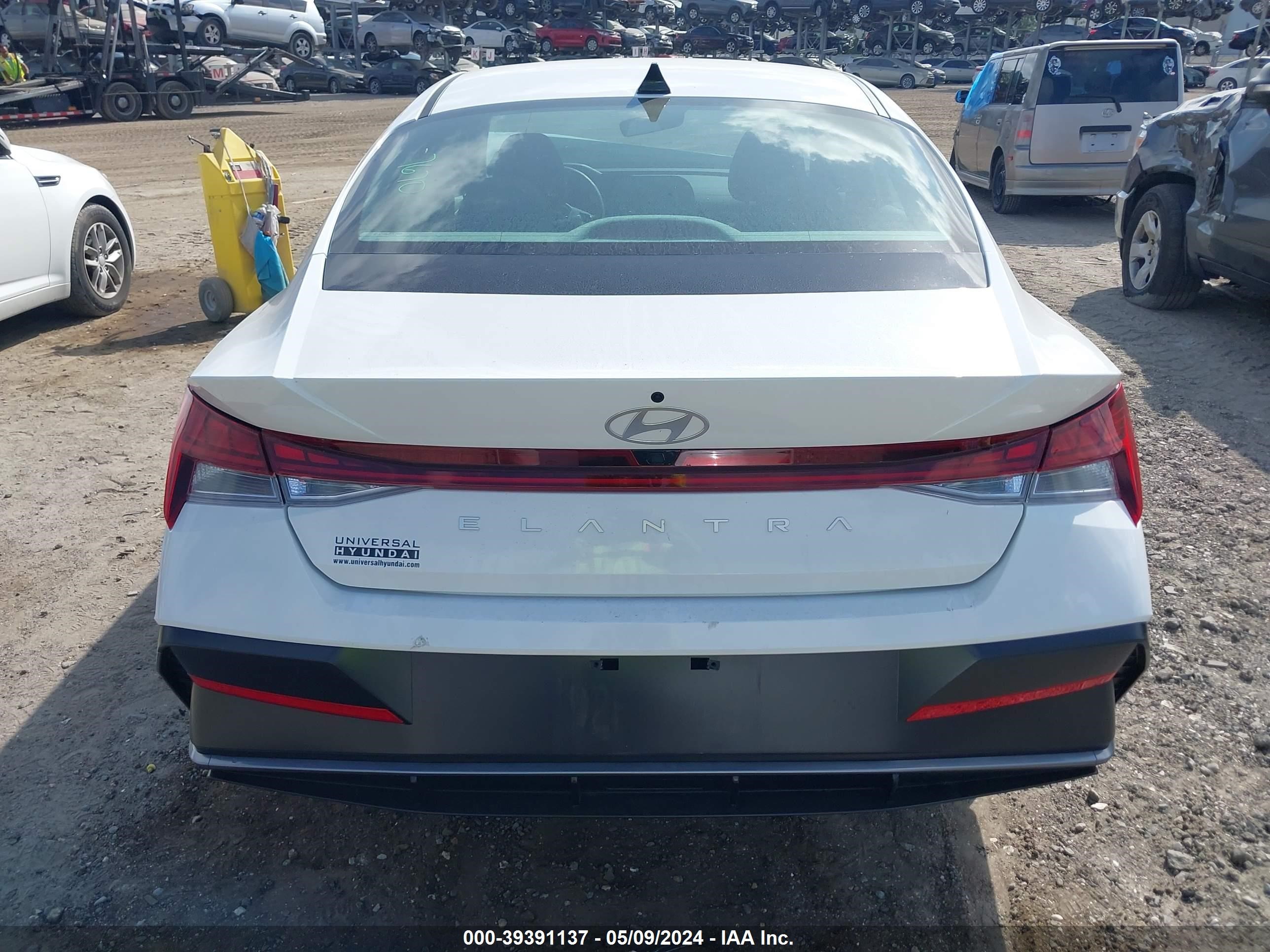 Photo 15 VIN: KMHLS4DG8RU673447 - HYUNDAI ELANTRA 