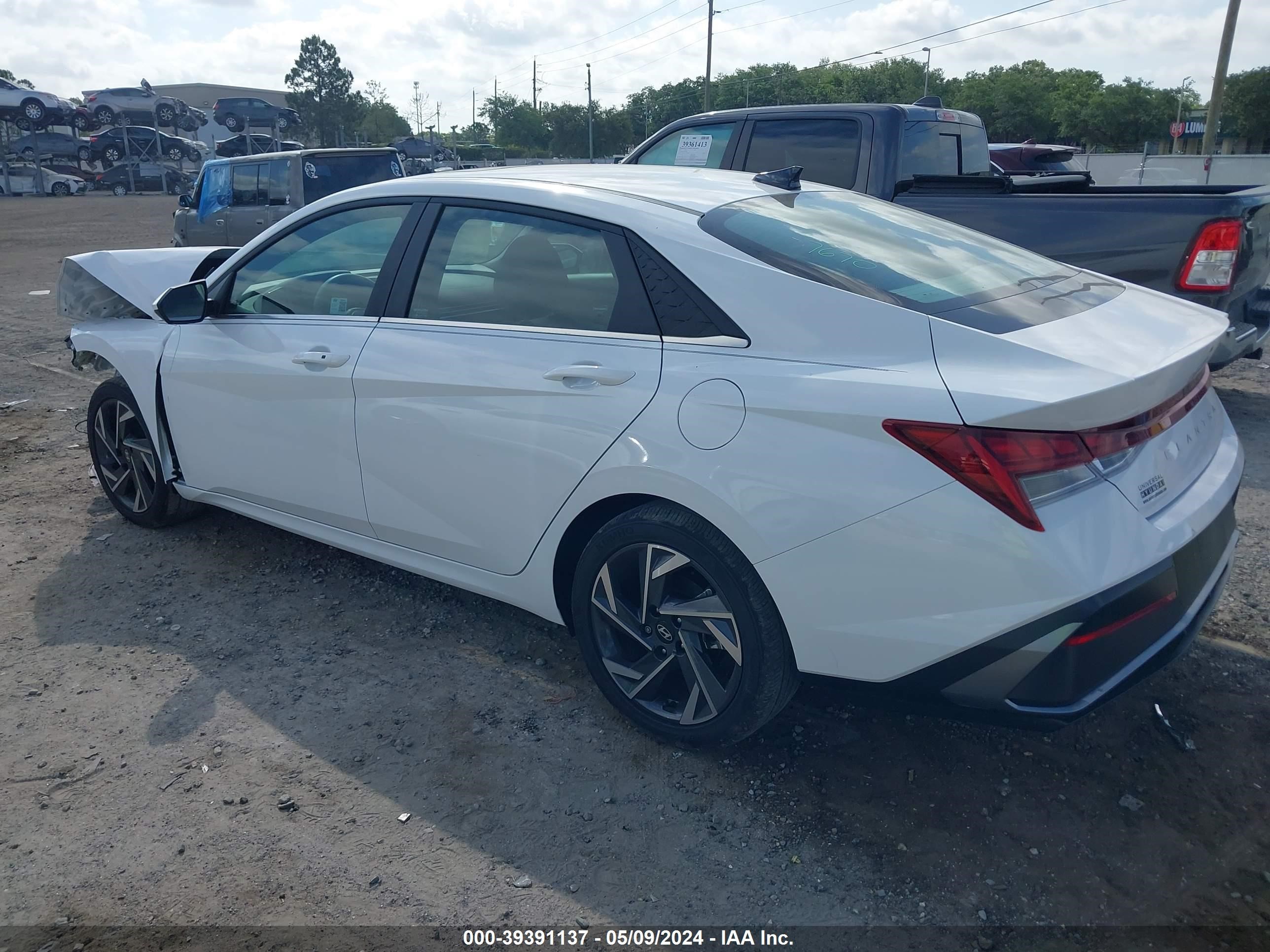 Photo 2 VIN: KMHLS4DG8RU673447 - HYUNDAI ELANTRA 