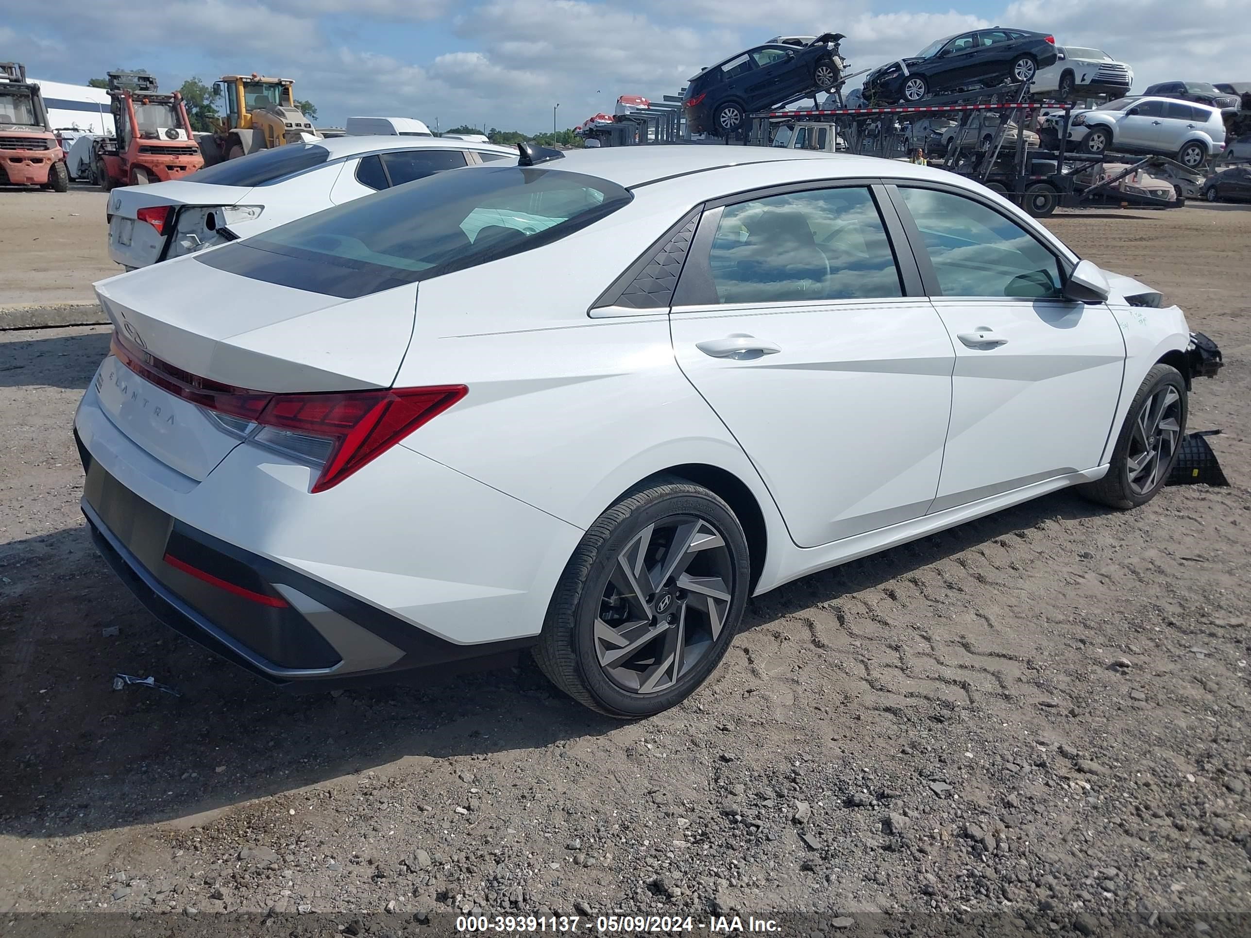 Photo 3 VIN: KMHLS4DG8RU673447 - HYUNDAI ELANTRA 