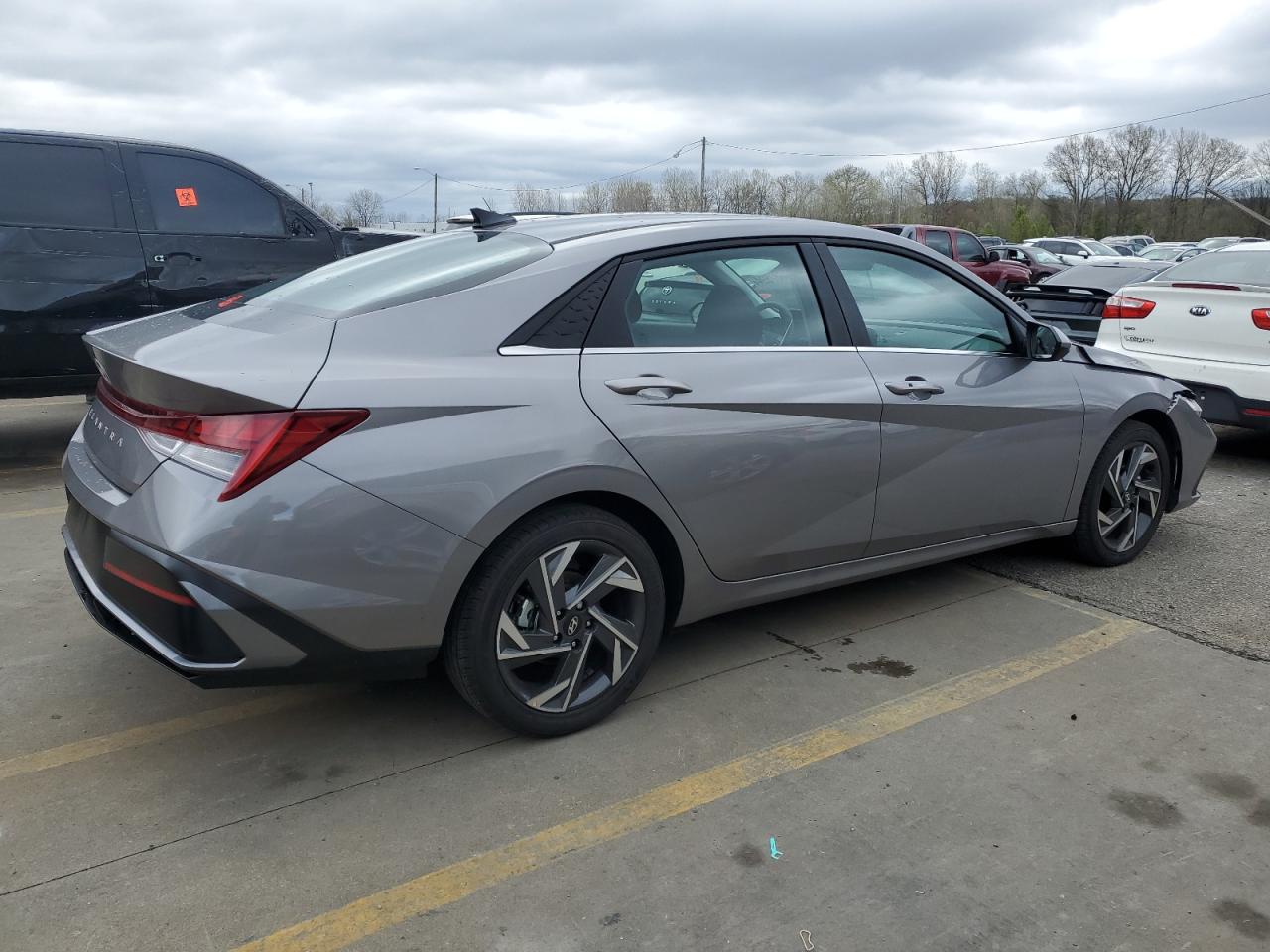 Photo 2 VIN: KMHLS4DG9RU718685 - HYUNDAI ELANTRA 