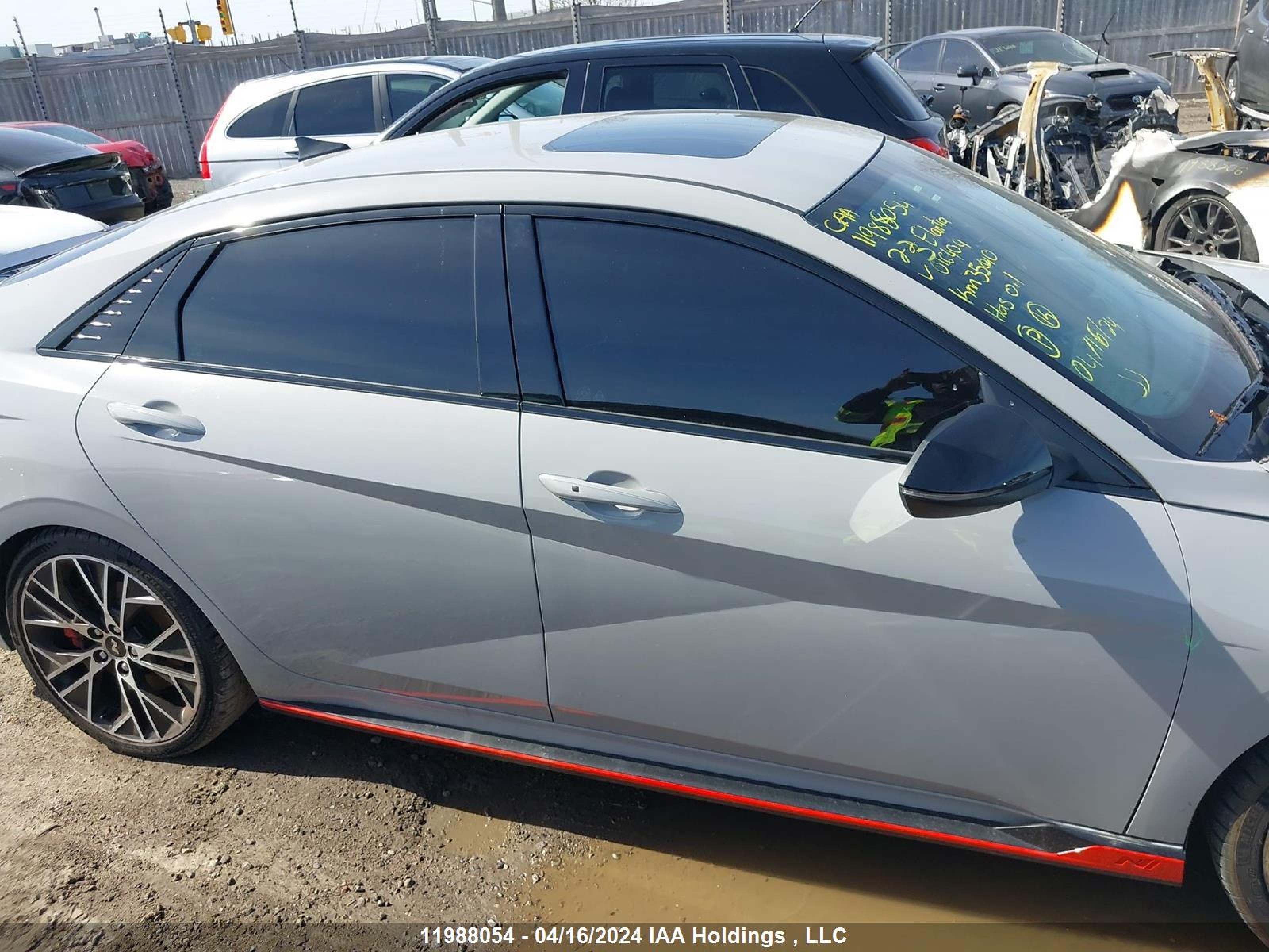 Photo 12 VIN: KMHLW4AK1PU016404 - HYUNDAI ELANTRA N 