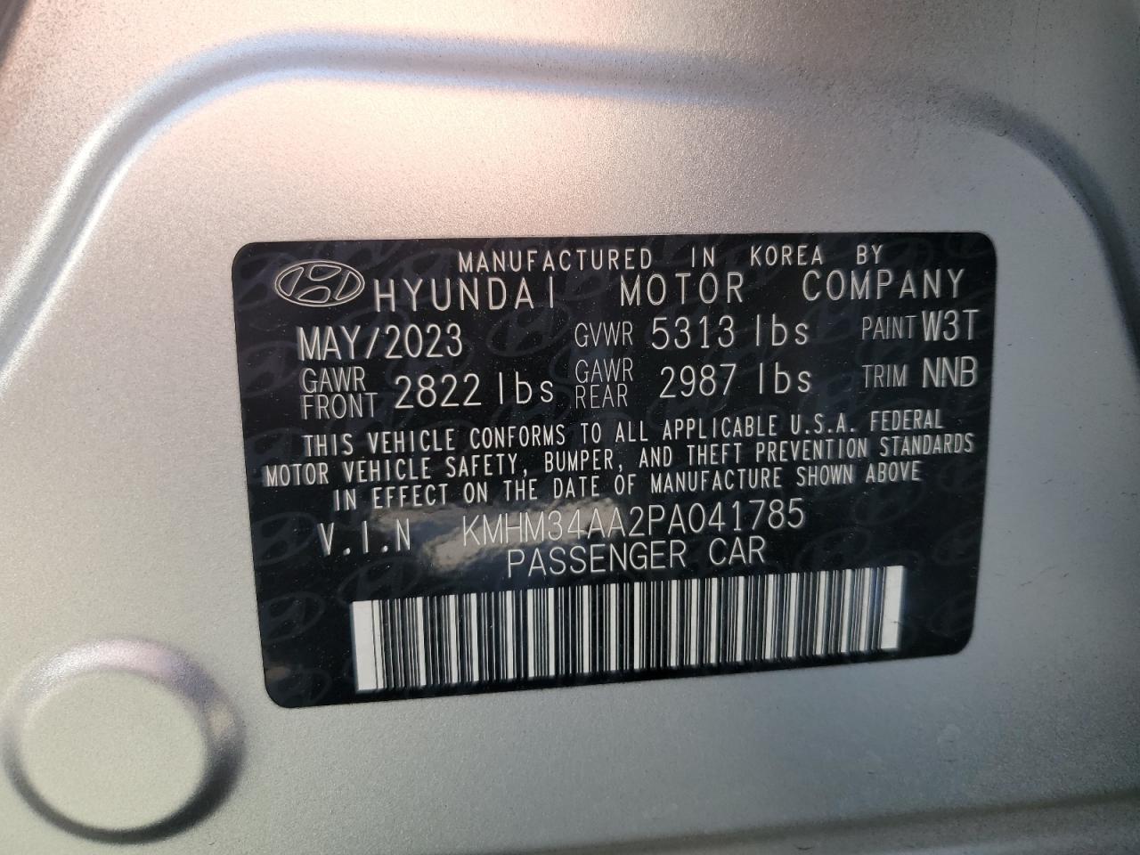 Photo 11 VIN: KMHM34AA2PA041785 - HYUNDAI NULL 