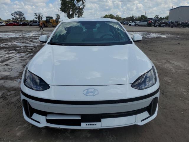 Photo 4 VIN: KMHM34AA4RA061927 - HYUNDAI IONIQ 6 SE 