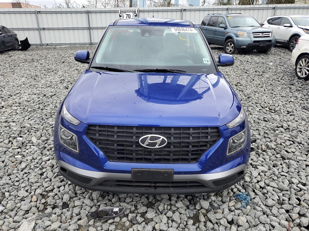 Photo 4 VIN: KMHRB8A30MU094450 - HYUNDAI VENUE 