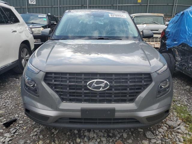 Photo 4 VIN: KMHRB8A31NU142961 - HYUNDAI VENUE SE 