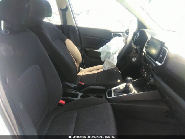 Photo 4 VIN: KMHRB8A33LU016792 - HYUNDAI VENUE 