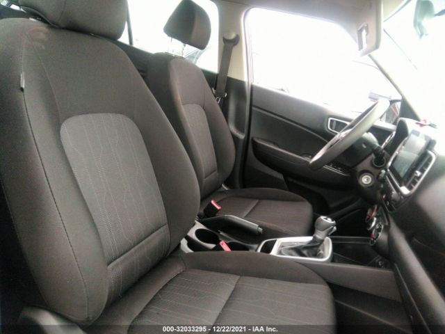 Photo 4 VIN: KMHRB8A35LU026014 - HYUNDAI VENUE 