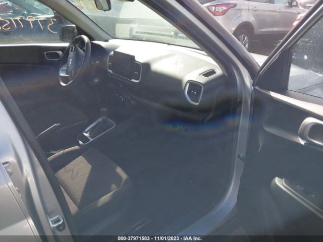 Photo 4 VIN: KMHRB8A38PU218016 - HYUNDAI VENUE 