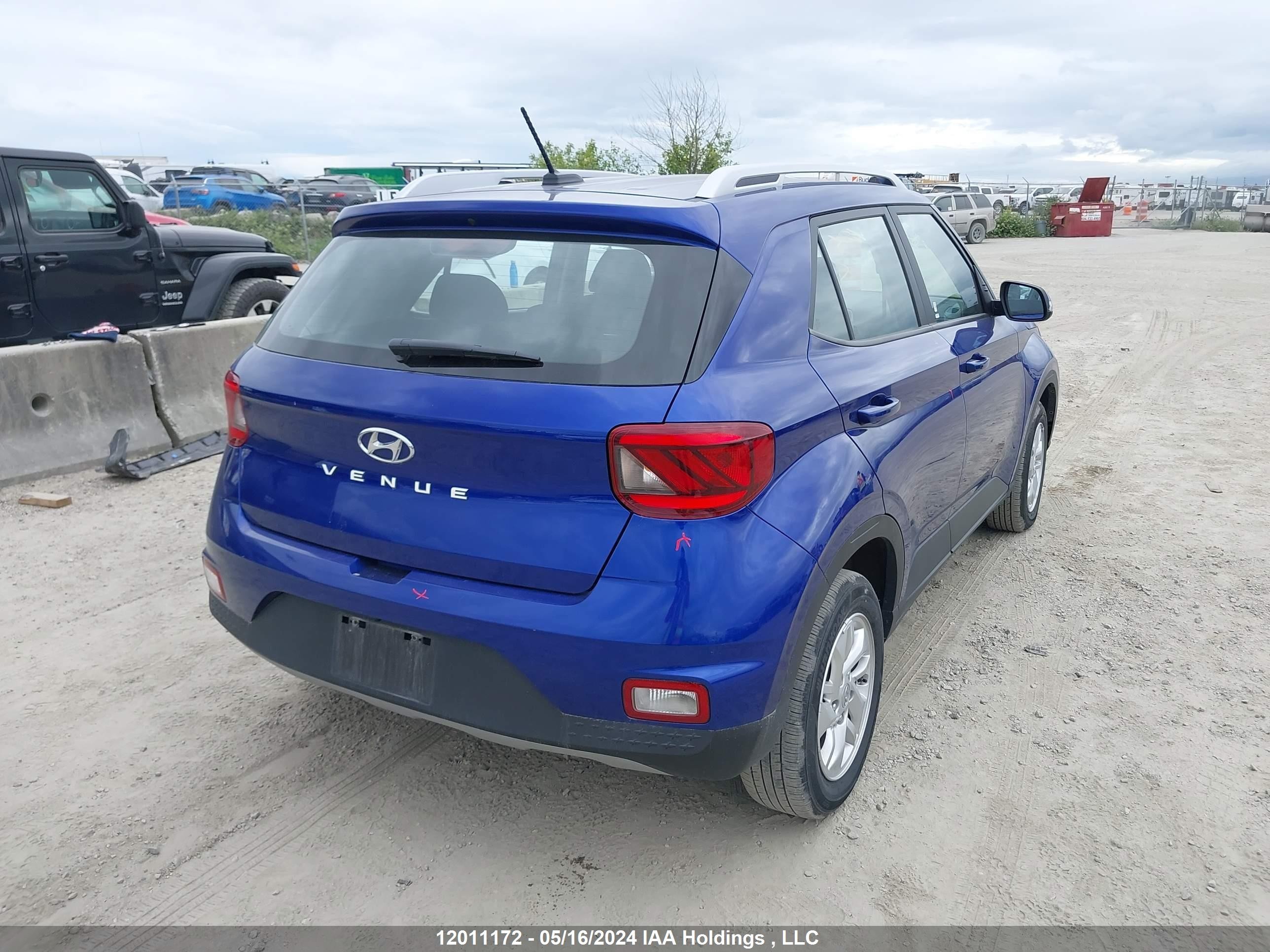 Photo 3 VIN: KMHRC8A36PU252887 - HYUNDAI VENUE 