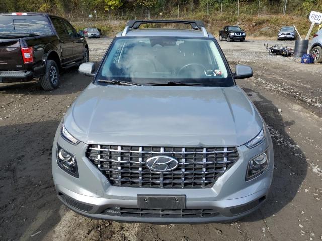 Photo 4 VIN: KMHRC8A38PU226727 - HYUNDAI VENUE SEL 