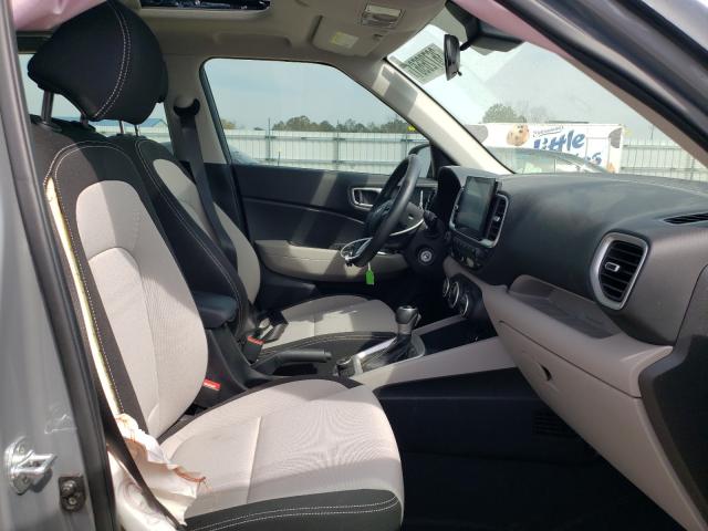 Photo 4 VIN: KMHRC8A39LU034825 - HYUNDAI VENUE SEL 