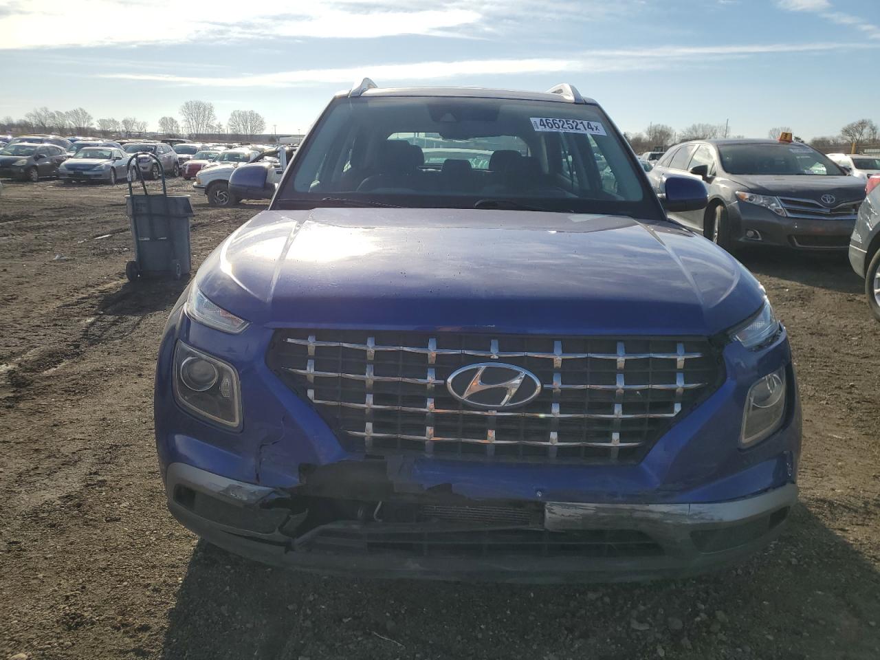 Photo 4 VIN: KMHRC8A3XMU126530 - HYUNDAI VENUE 