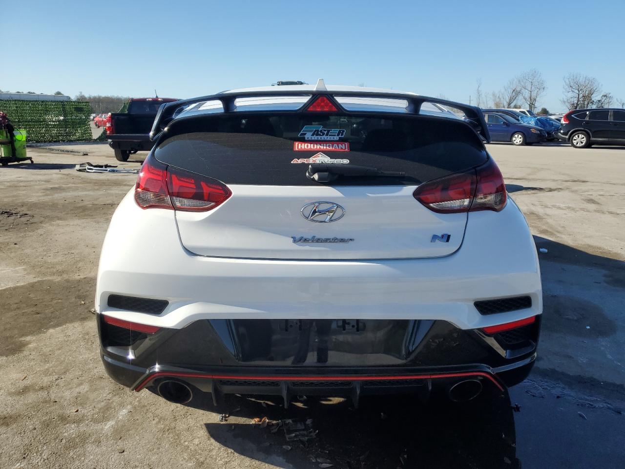 Photo 5 VIN: KMHT36AH2NU013646 - HYUNDAI VELOSTER 