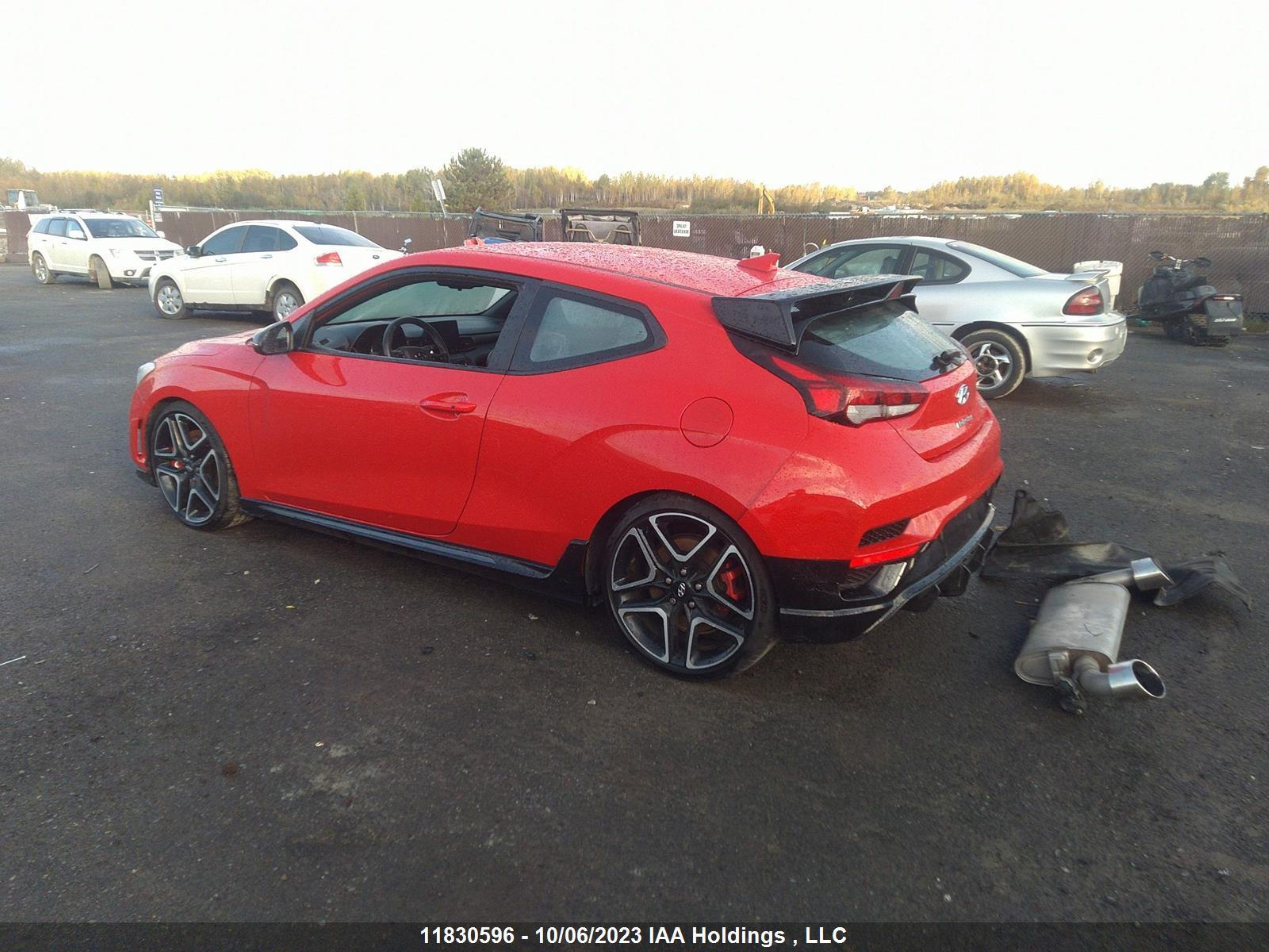 Photo 2 VIN: KMHT36AH3NU014465 - HYUNDAI VELOSTER 