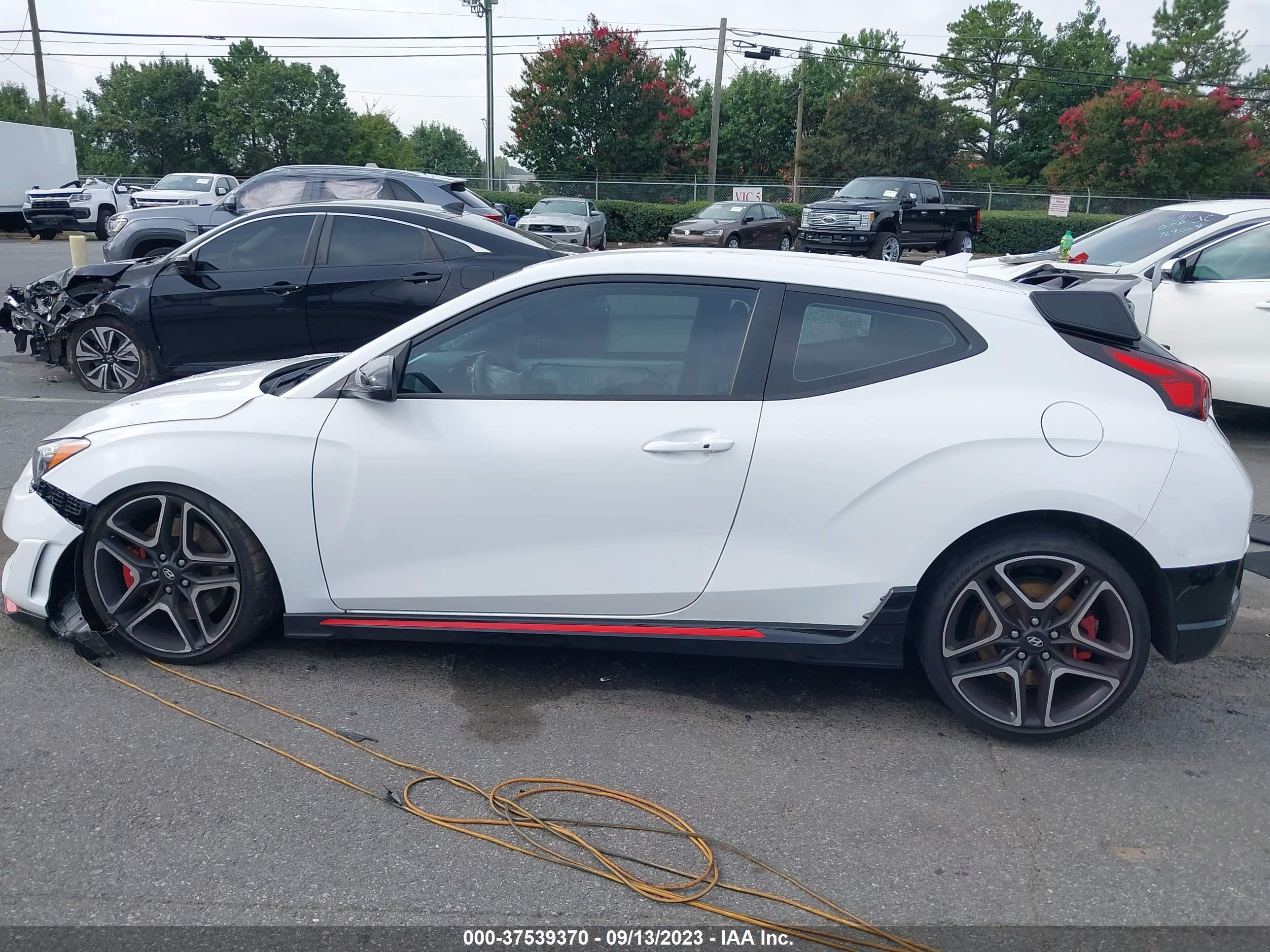 Photo 14 VIN: KMHT36AH5NU014497 - HYUNDAI VELOSTER 