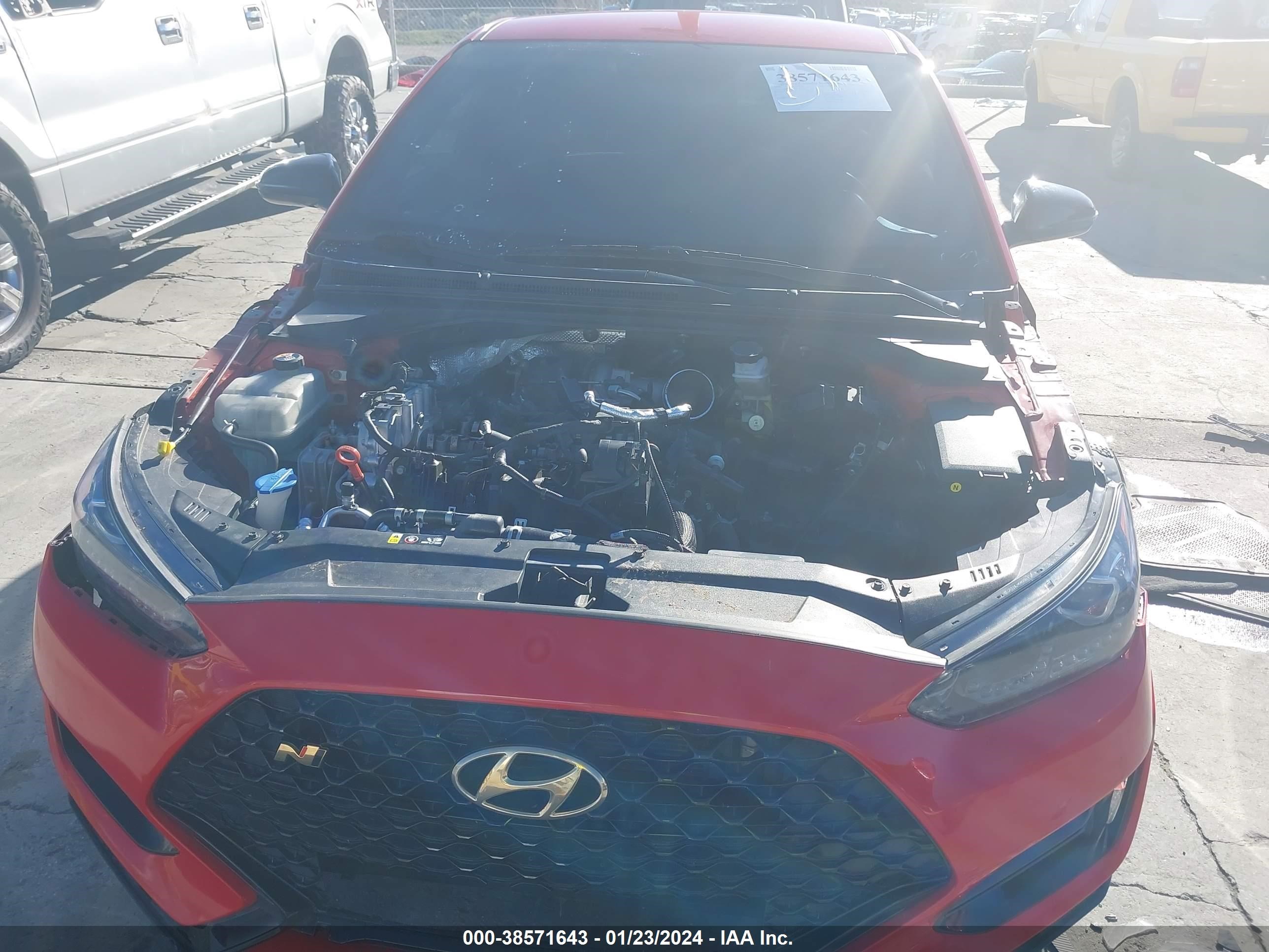 Photo 5 VIN: KMHT36AH6LU003375 - HYUNDAI VELOSTER 