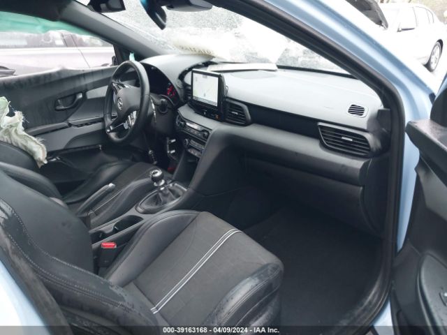 Photo 4 VIN: KMHT36AH7NU015330 - HYUNDAI VELOSTER N 