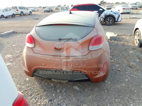 Photo 11 VIN: KMHTC61C1DU123493 - HYUNDAI VELOSTER 