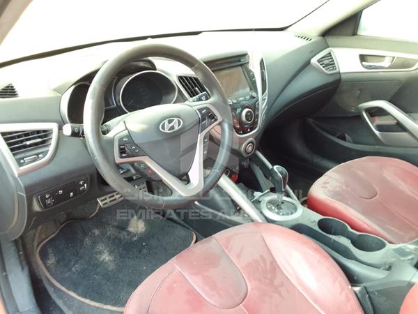 Photo 30 VIN: KMHTC61C1DU123493 - HYUNDAI VELOSTER 