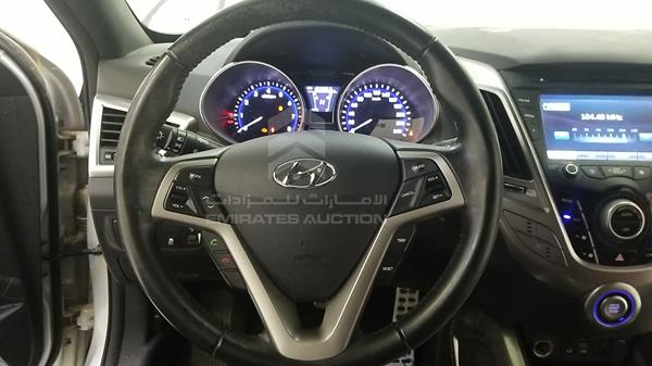 Photo 14 VIN: KMHTC61C1GU251575 - HYUNDAI VELOSTER 