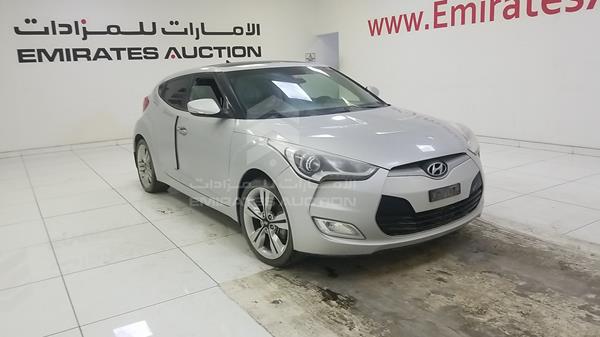 Photo 9 VIN: KMHTC61C1GU251575 - HYUNDAI VELOSTER 