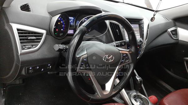 Photo 11 VIN: KMHTC61C5FU226001 - HYUNDAI VELOSTER 