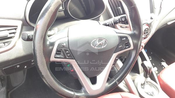 Photo 11 VIN: KMHTC61C7FU245956 - HYUNDAI VELOSTER 