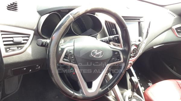 Photo 9 VIN: KMHTC61C7FU245956 - HYUNDAI VELOSTER 