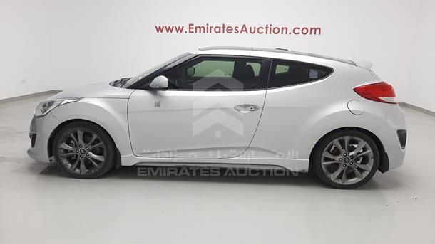 Photo 6 VIN: KMHTC61E0HU298082 - HYUNDAI VELOSTER 