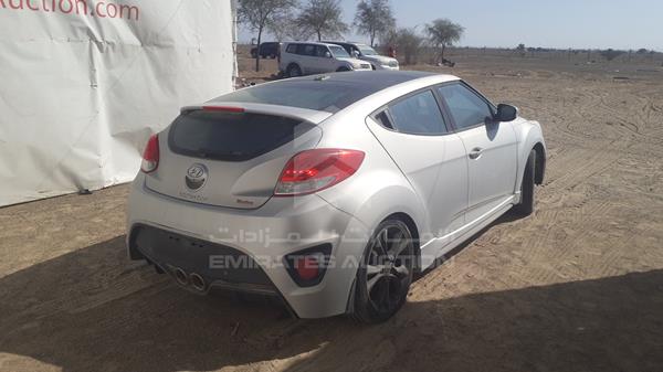 Photo 6 VIN: KMHTC61E2GU246337 - HYUNDAI VELOSTER 