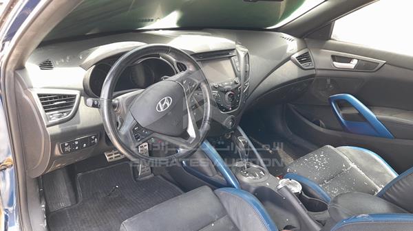 Photo 11 VIN: KMHTC61E8GU272702 - HYUNDAI VELOSTER 