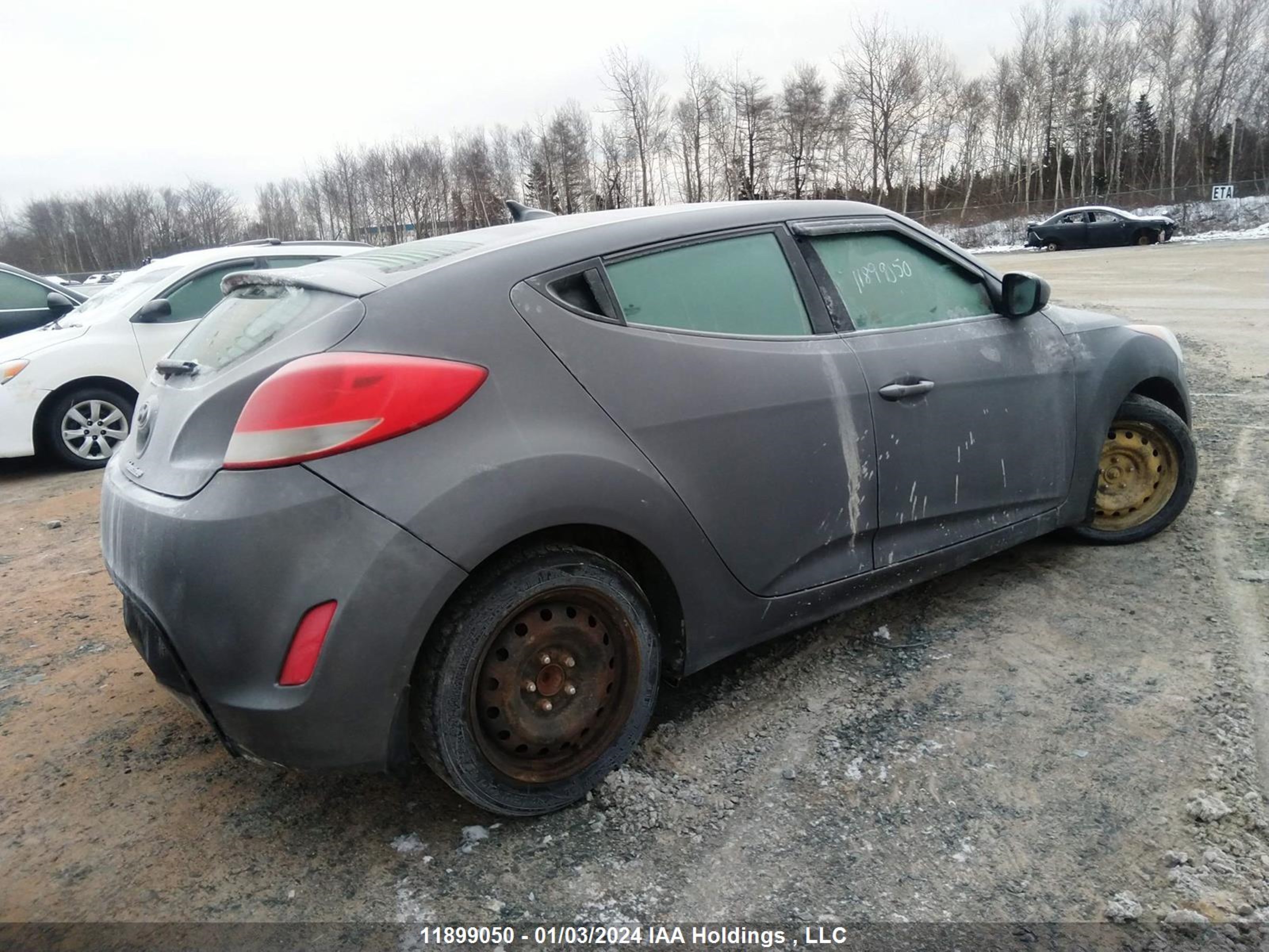 Photo 3 VIN: KMHTC6AD0CU040080 - HYUNDAI VELOSTER 