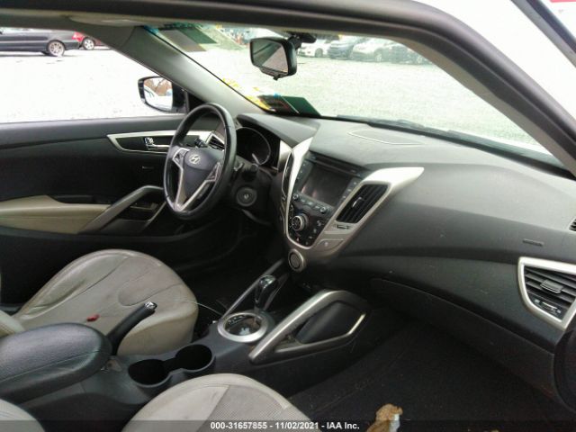 Photo 4 VIN: KMHTC6AD0CU046865 - HYUNDAI VELOSTER 