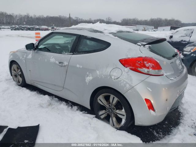 Photo 2 VIN: KMHTC6AD0CU067778 - HYUNDAI VELOSTER 