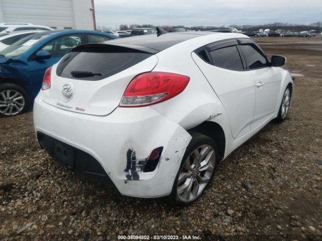 Photo 3 VIN: KMHTC6AD0CU081843 - HYUNDAI VELOSTER 