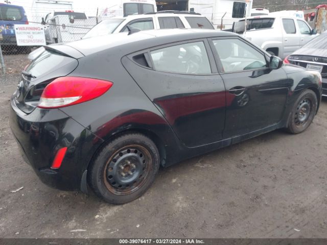 Photo 3 VIN: KMHTC6AD0DU101431 - HYUNDAI VELOSTER 