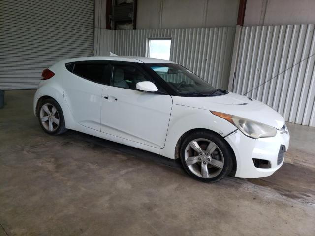 Photo 3 VIN: KMHTC6AD0DU116429 - HYUNDAI VELOSTER 