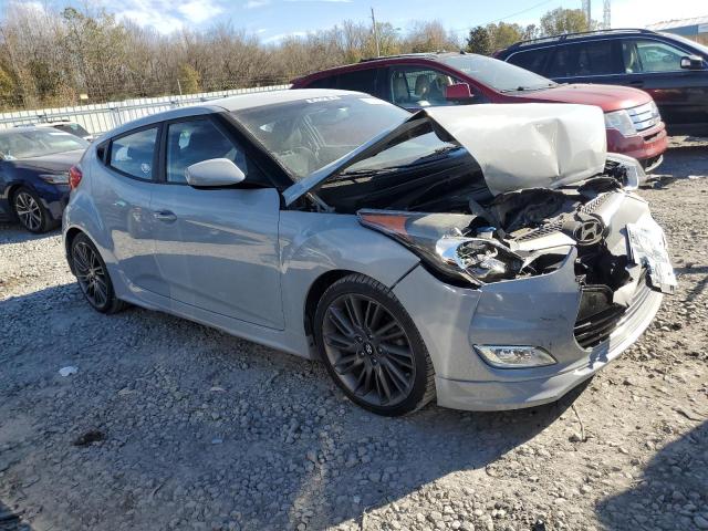 Photo 3 VIN: KMHTC6AD0DU130055 - HYUNDAI VELOSTER 