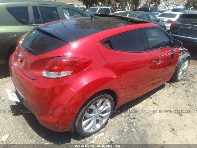 Photo 3 VIN: KMHTC6AD0DU141184 - HYUNDAI VELOSTER 