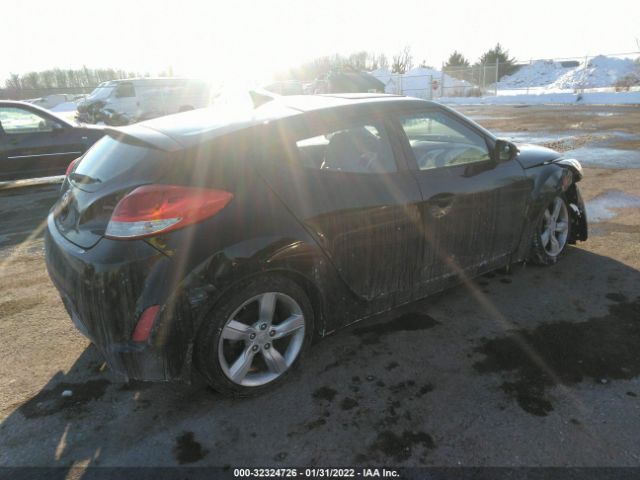 Photo 3 VIN: KMHTC6AD0DU142254 - HYUNDAI VELOSTER 